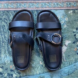 dolce vita black flatform sandals with silver metal accent
